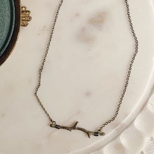 NWOT Anthro Tree Branch Necklace in Brass 16 inches